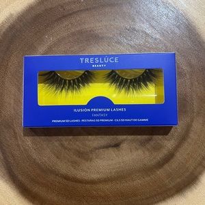 2 Sets TRASLUCE BEAUTY LASHES BY BECKY G